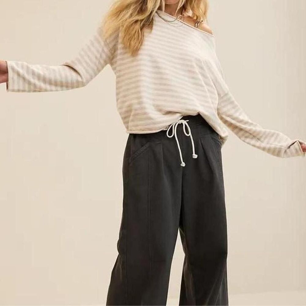 Aerie Women's Black Trousers